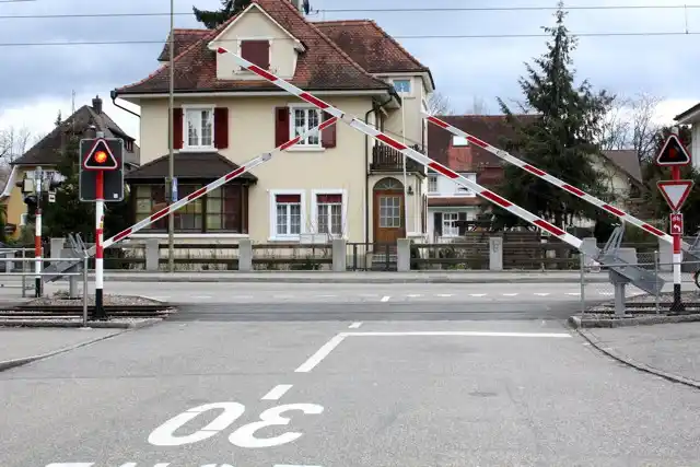 signalisation-von-bahnubergangen-mit-schranke