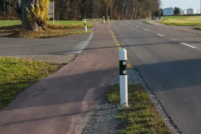 radweg-uberqueren